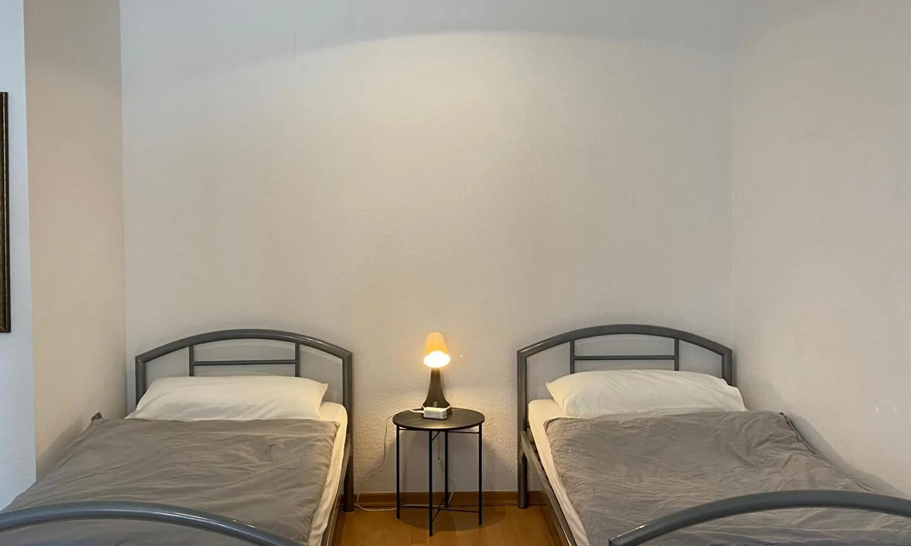Ferienwohnung Duesseldorf 1995